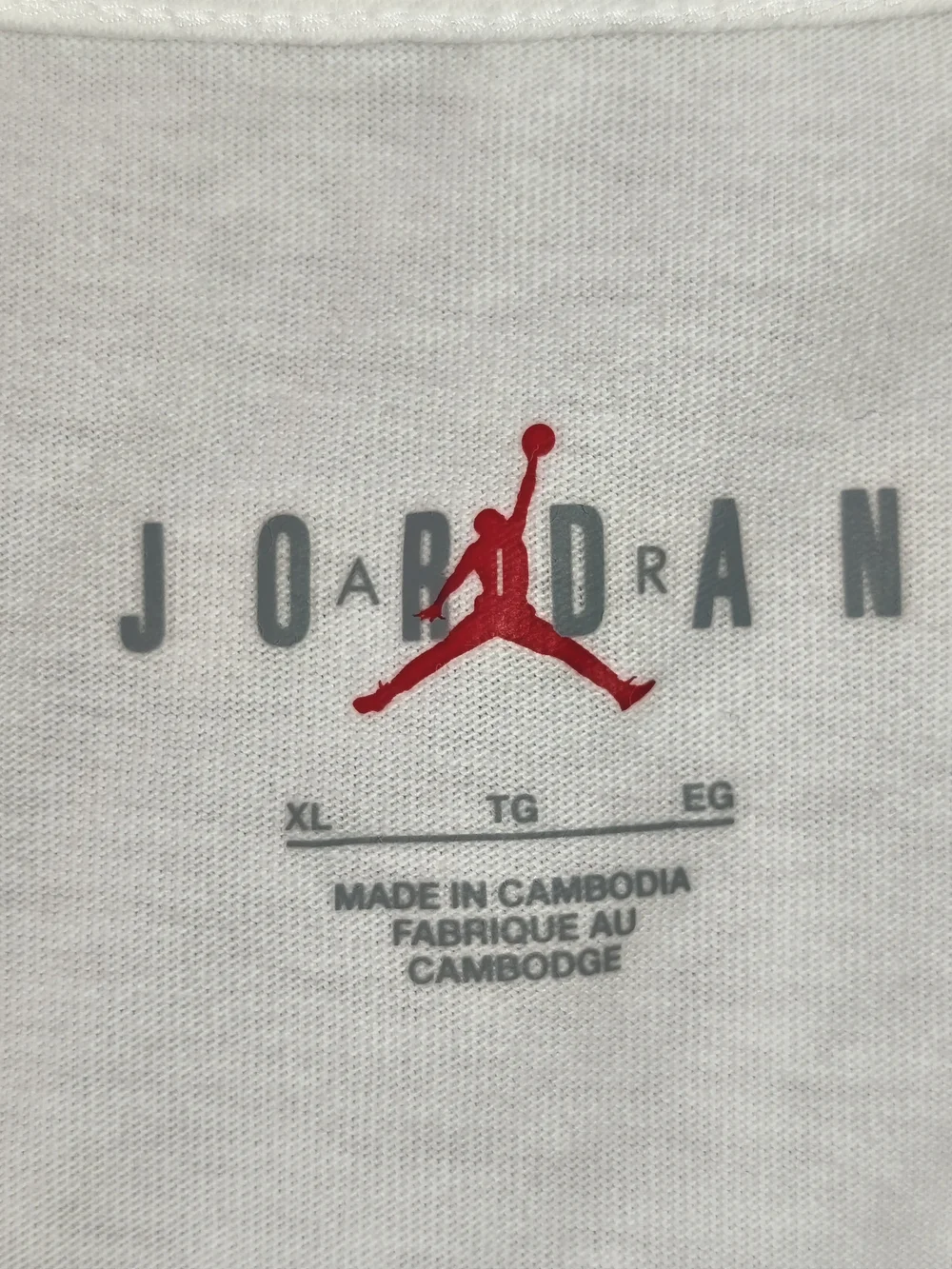 Nike Air Jordan MJ Flight Heavyweight Long Sleeve T-Shirt White Graphic Size XL